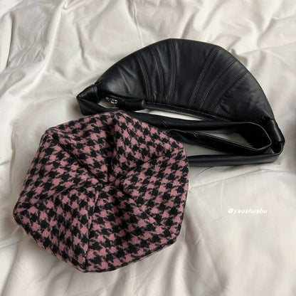 Houndstooth Beret Panel