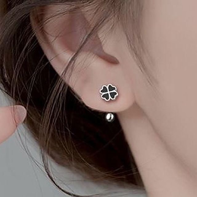 Clover Stud Earring