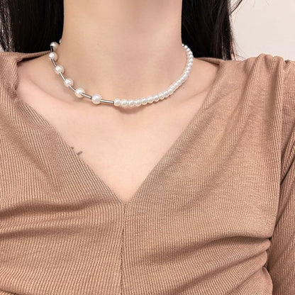 Faux Alloy Choker Pearl