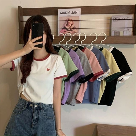 Trim Short-Sleeve Tee Contrast Heart Round Neck