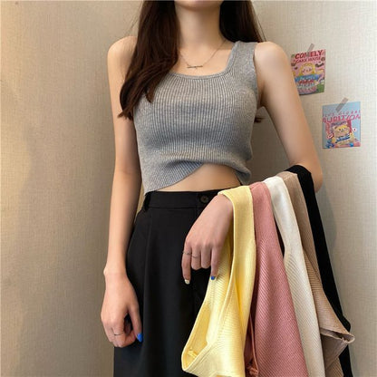 Plain Neck Tank Top Square