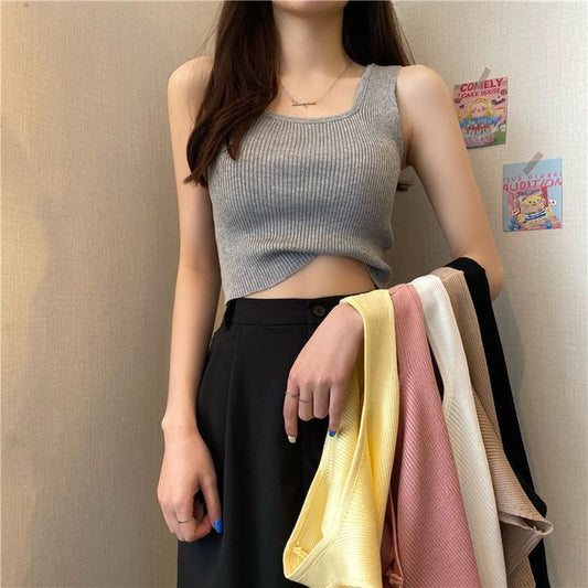 Plain Neck Tank Top Square