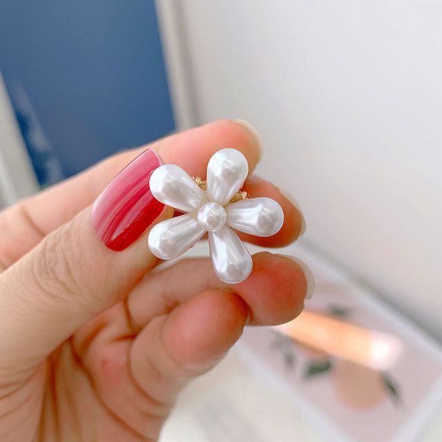 Faux Pearl Flower Hair Claw / Set of 6