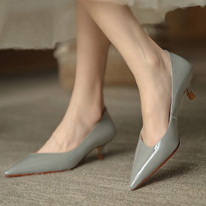 Kitten Pointed Patent Pumps Heel