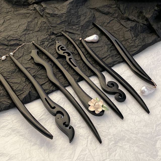 designs) Wooden Stick Hair (various