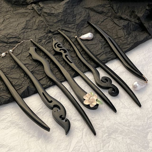 designs) Wooden Stick Hair (various