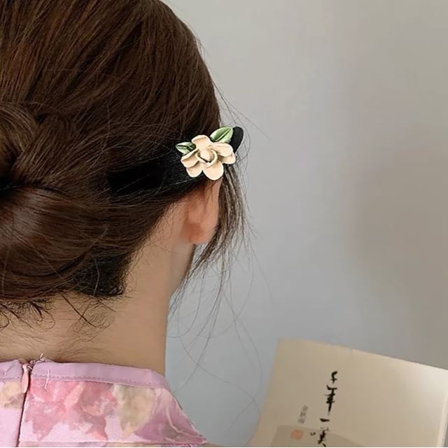 designs) Wooden Stick Hair (various