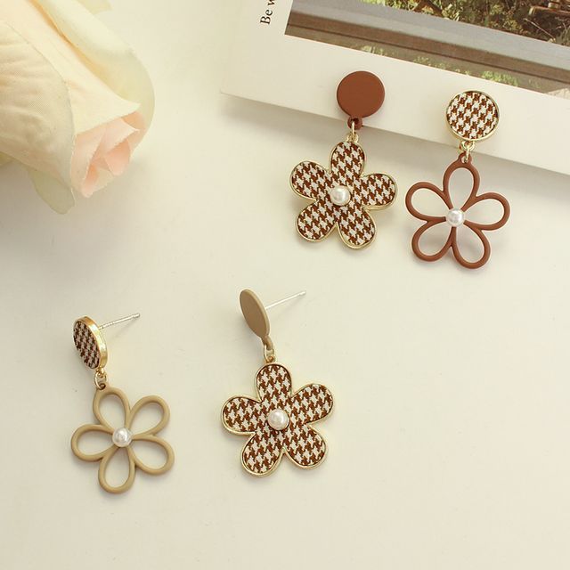 Houndstooth Floral Earring Alloy Asymmetrical Dangle