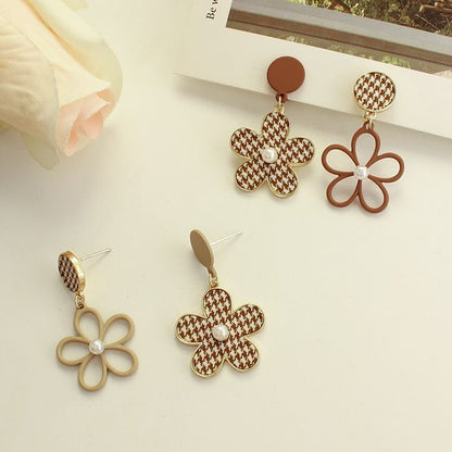 Houndstooth Floral Earring Alloy Asymmetrical Dangle