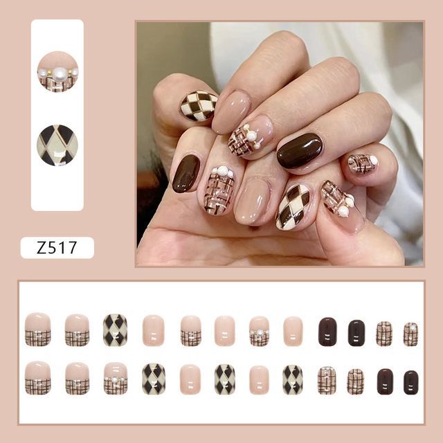 Argyle Faux Nail Tips