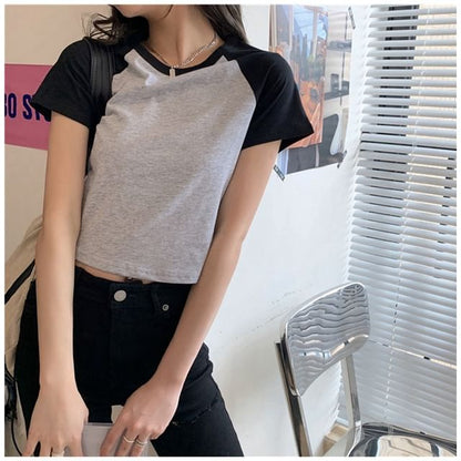 Neck Round Tee Raglan Crop Short-Sleeve