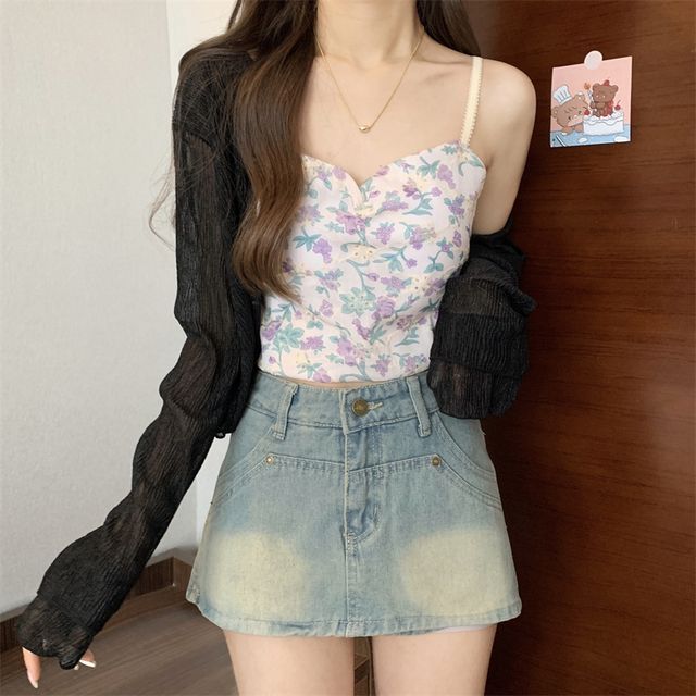 Floral Print Shirred Camisole Top / V