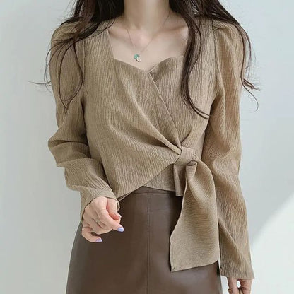 Tie-Side Sweetheart-Neckline Blouse Plain Puff-Sleeve