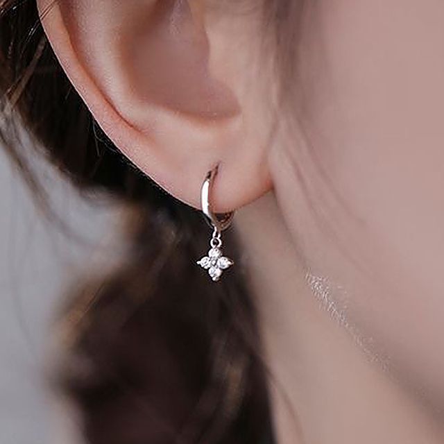 Floral Rhinestone Alloy Dangle Earring