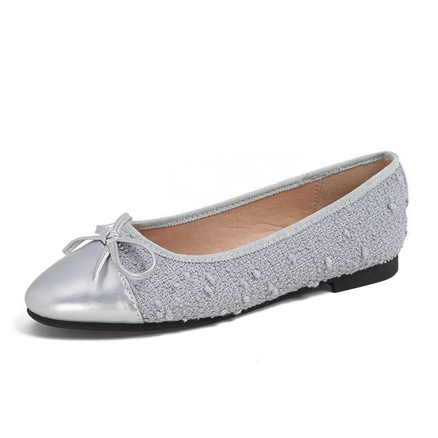 Pointed Cap Toe Bow Flats