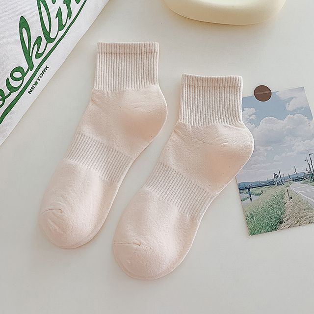 Set of 3 Pairs: Plain Ribbed Socks