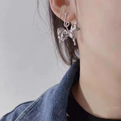 Asymmetrical Bow Earring