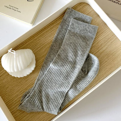 Ribbed Plain Socks