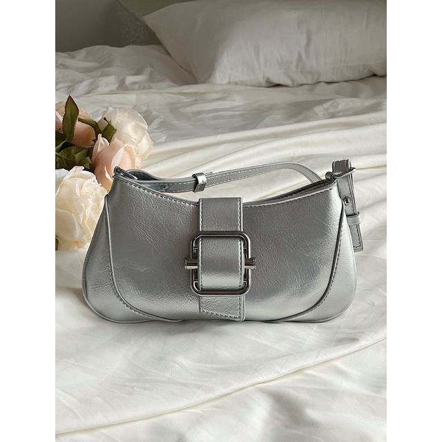 Plain Buckled Panel Shoulder Bag