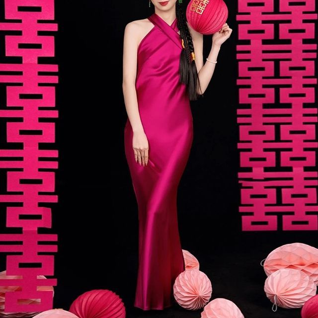 Robe de soirée trompette unie à licou