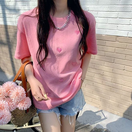 Tee Embroidered Neck Short-Sleeve Heart Round