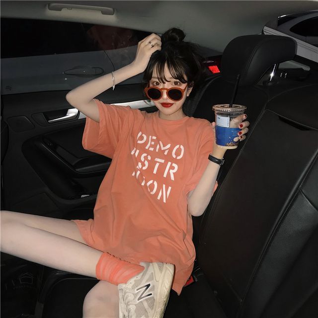 Round Short-Sleeve Neck Tee Lettering