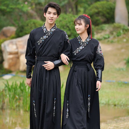 Costume traditionnel chinois assorti pour couple