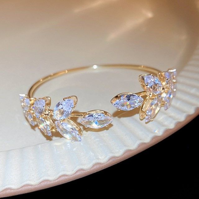 Alloy Bangle Leaf Open Rhinestone