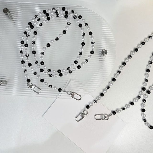 Phone Smiley Faux Strap Pearl