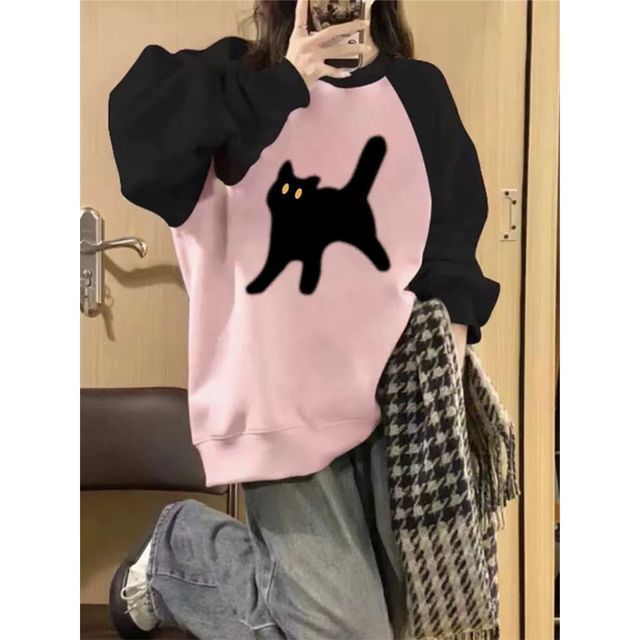 Crew Neck Cat Accent Raglan Sweatshirt