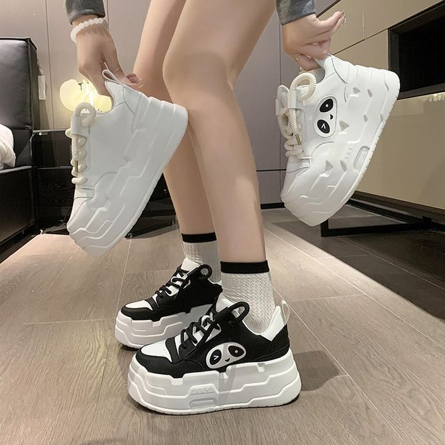 Lace-Up Sneakers Platform Applique Panda
