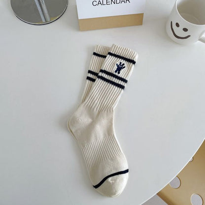 Rabbit Embroidered Socks / Set