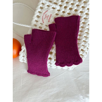 Applique Knit Fingerless Lettering Gloves