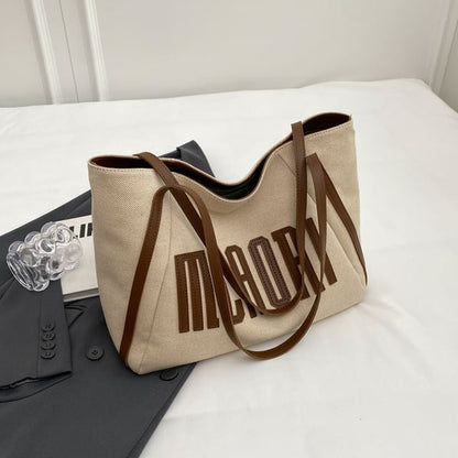 Sac fourre-tout avec lettrage appliqué