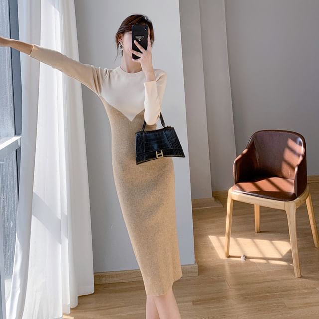 Long-Sleeve Crew Neck Two Tone Knit Midi Sheath Dress