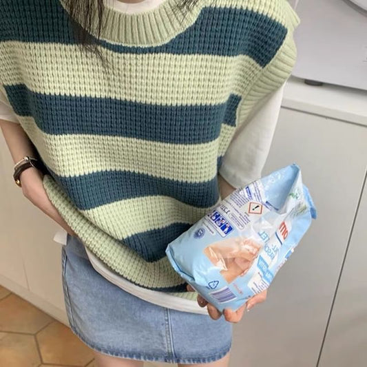 Sleeveless Striped Knit Round Vest Neck
