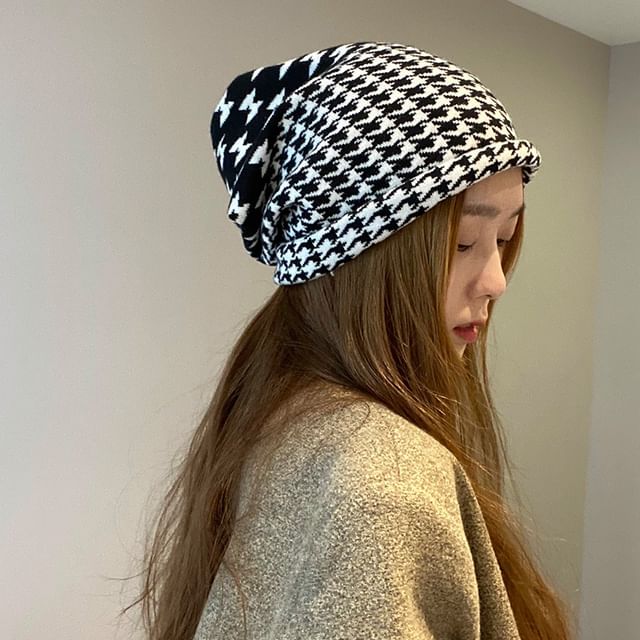 / Beanie Scarf Knit Multi-Way Houndstooth