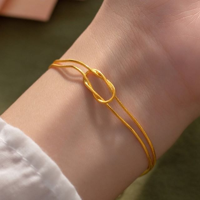 Knot Wirework Bangle