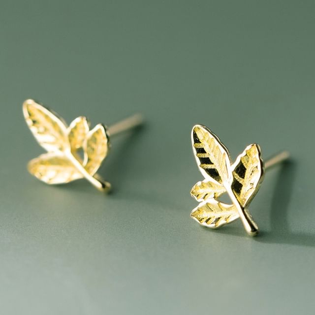 Leaf Ear Stud