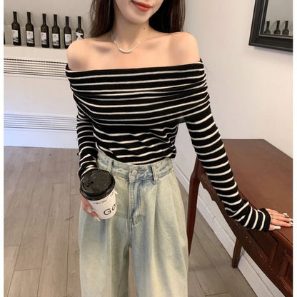 Slim-Fit Long-Sleeve Knit Striped Top