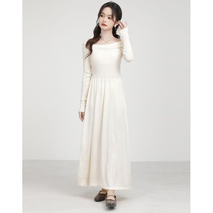 Long-Sleeve Off Shoulder Plain Maxi A-Line Dress