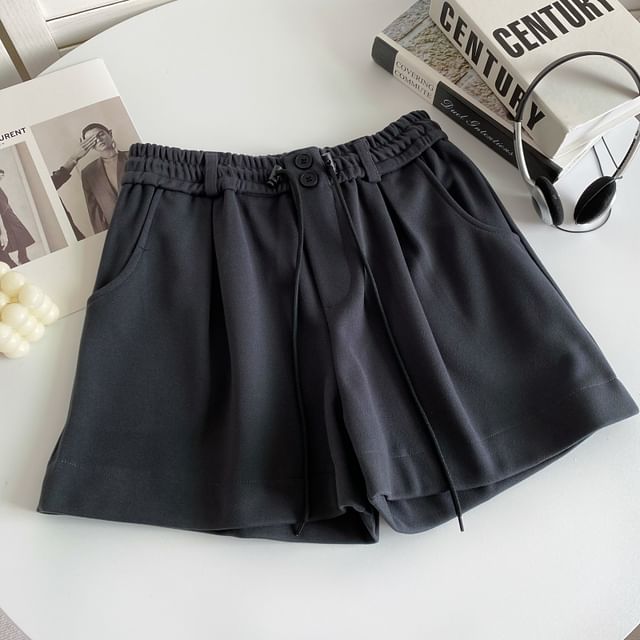 Drawstring Waist Plain Shorts