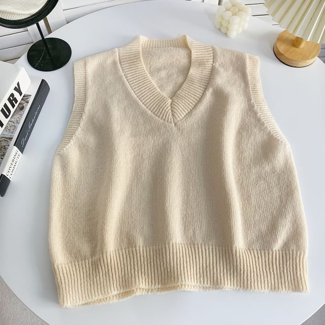 V-Neck Plain Sweater Vest