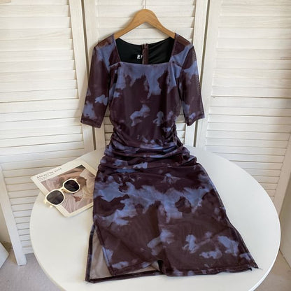 Short-Sleeve Square Neck Tie Dye Ruched Slit Midi Sheath Dress