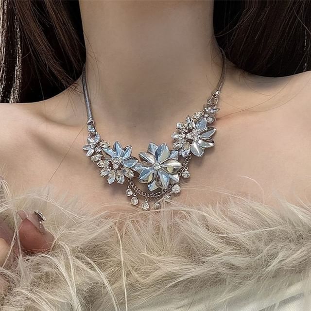 Fringed Floral Necklace Rhinestone