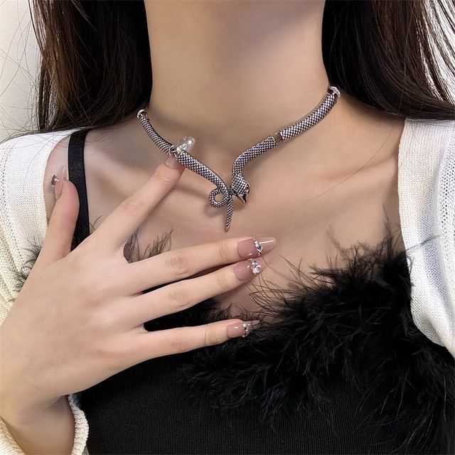 Snake Necklace
