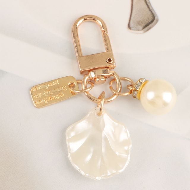 Heart / Faux Pearl Alloy Bag Charm Keyring (Various Designs)