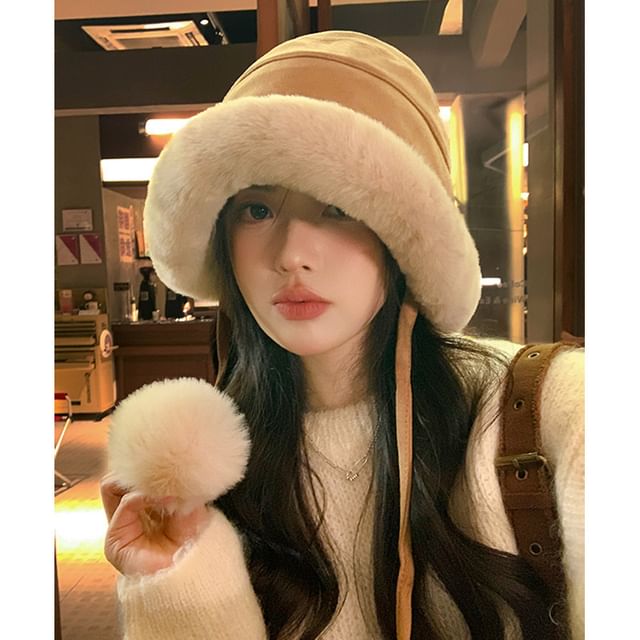 Shearling Faux Hat Pom
