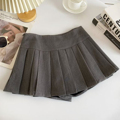 Mid Rise Plain Pleated Mini A-Line Skirt