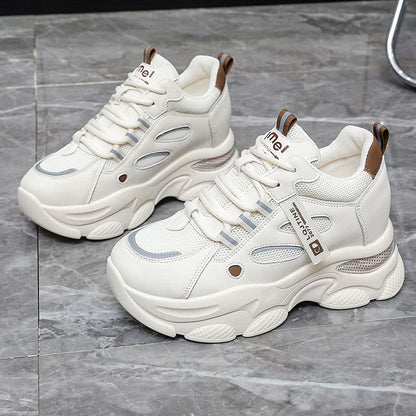 Sneakers Lettering Platform